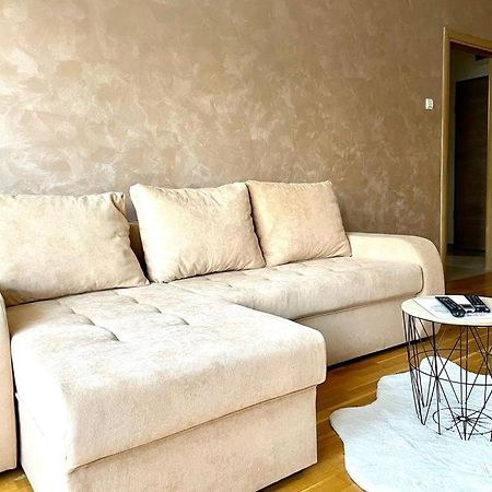 פודגוריצה Nakii Apartmani מראה חיצוני תמונה