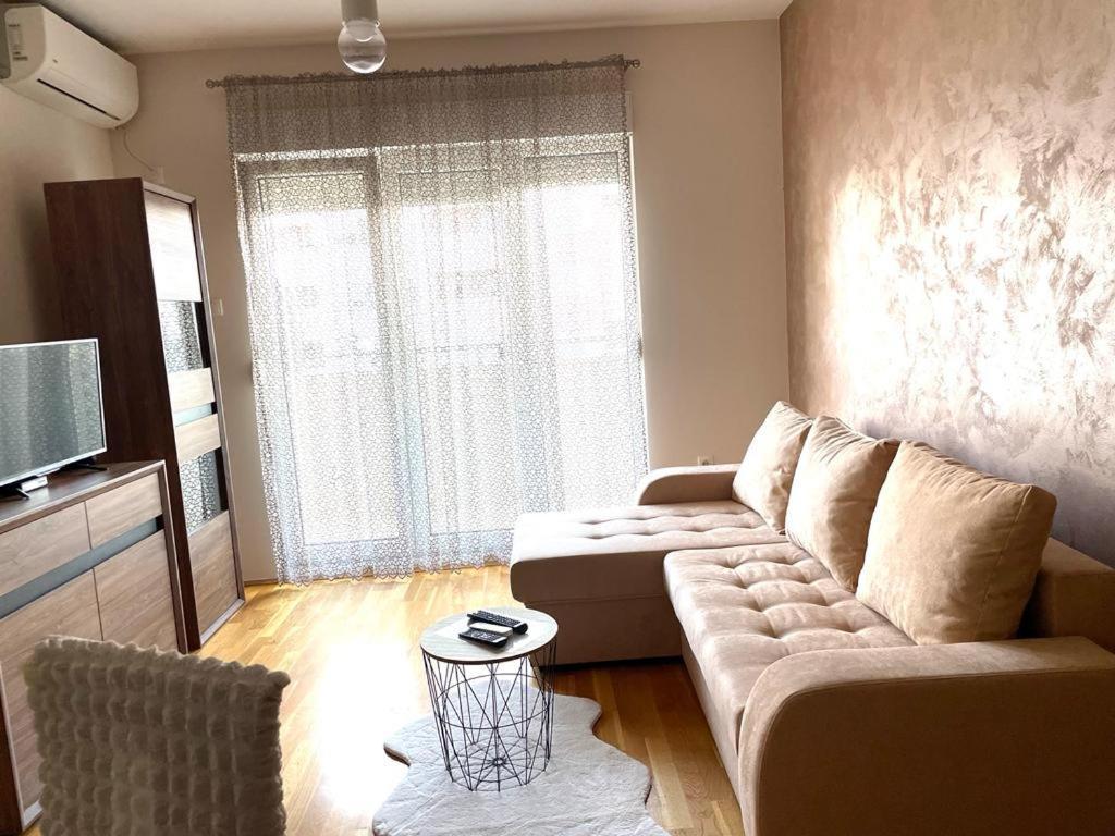 פודגוריצה Nakii Apartmani מראה חיצוני תמונה